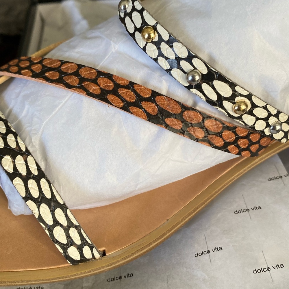 Dolce Vita Sandals new in box!